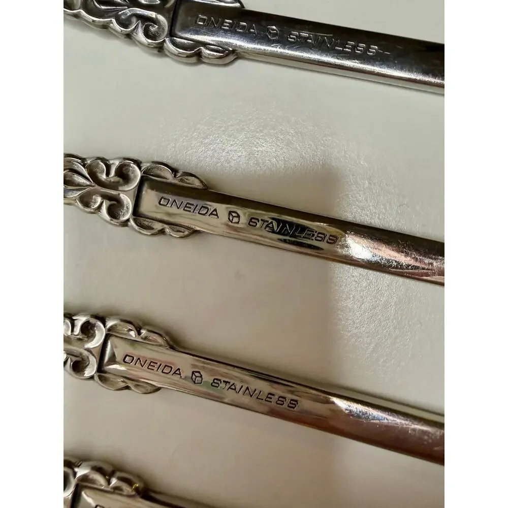 Oneida Heirloom Rembrandt Dinner Forks 7 3/8” Stainless Vintage Lot of 4